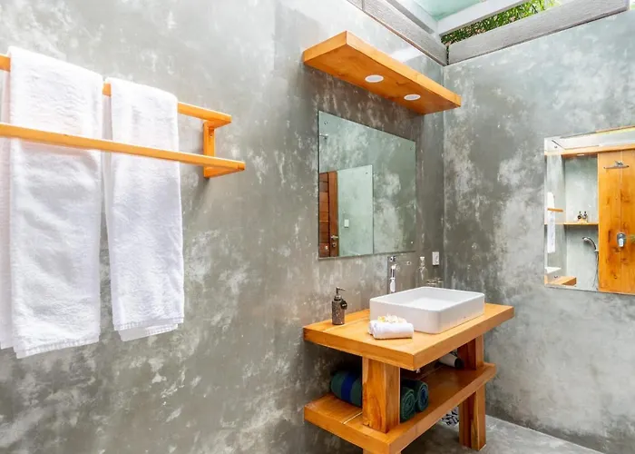 Like Living In A Romantic Balinese Painting Sidemen (Bali)